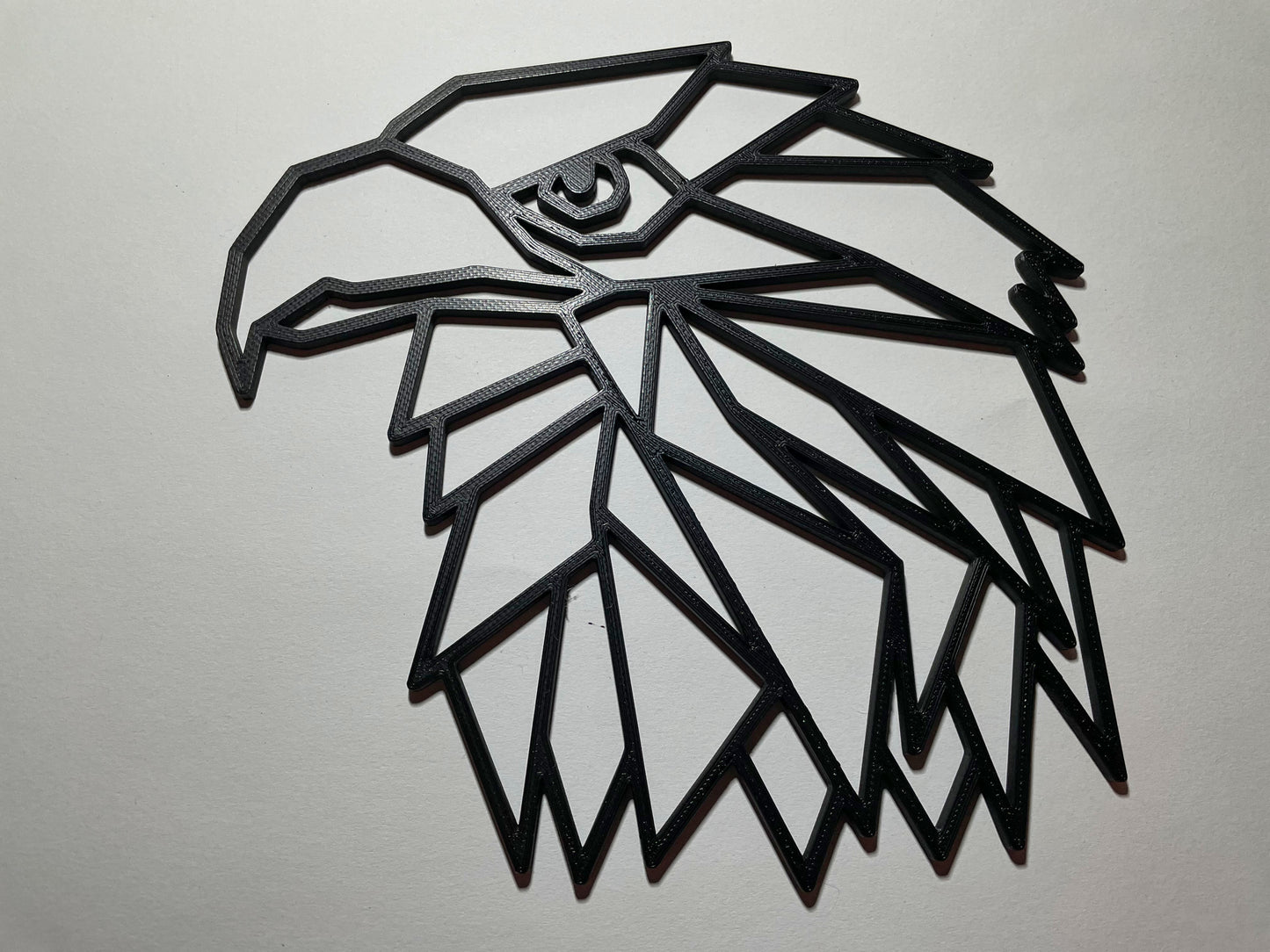 Elegante Geometrie: 3D-gedruckte Adler Wanddekoration - Wählen Sie aus 5 Farben und beeindrucken Sie Ihre Gäste!