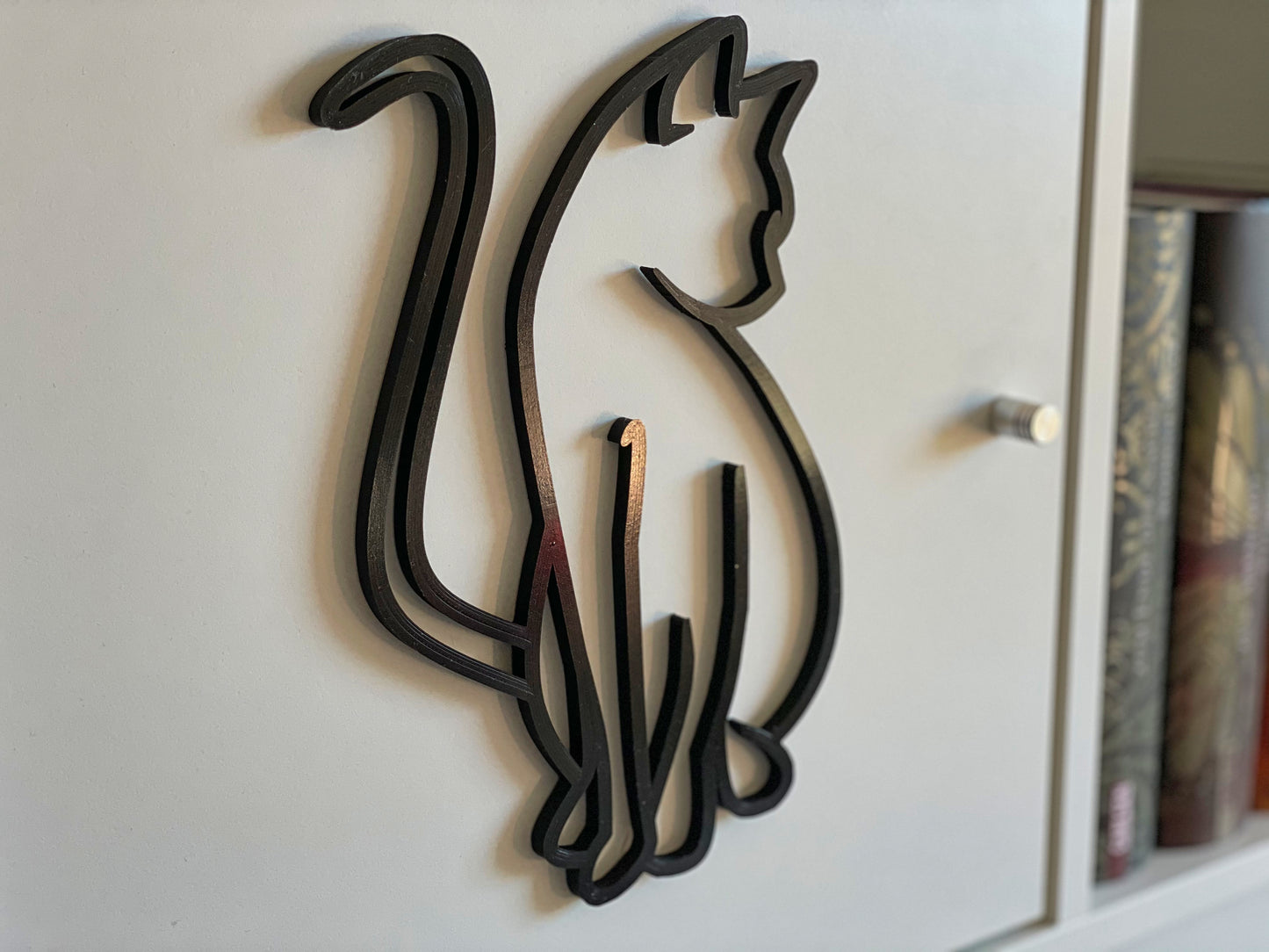 Katzenzauber: Wanddekoration 3D-gedruckt - Elegante Katzenfigur in glitzernden Farben für Ihr Zuhause!s recyclebarem PLA Kunststoff - Ideales Geschenk für Katzenfreunde